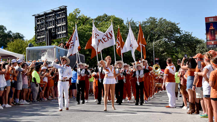 Texas Longhorns Get Commitment from Australian Punter Isaac Pearson