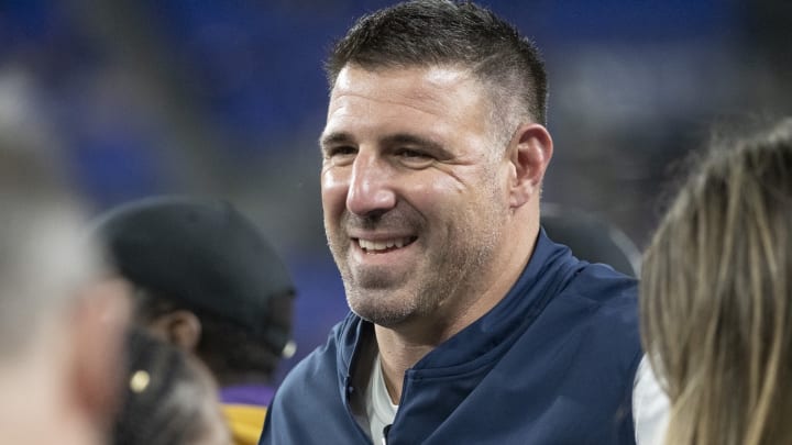Vrabel Explains the Draft Night Scene at His Home