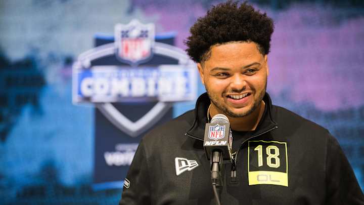 Dawg Pound Here He Comes: Harris Goes to Browns in Round 5