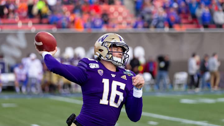 Dylan Morris, Short on Inches, Long on Desire, as Husky QB Candidate Dylan Morris, Short on Inches, Long on Desire, as Husky QB Candidate