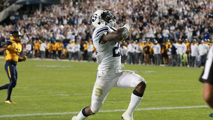 BYU Football Reveals Uniforms Against Western Kentucky