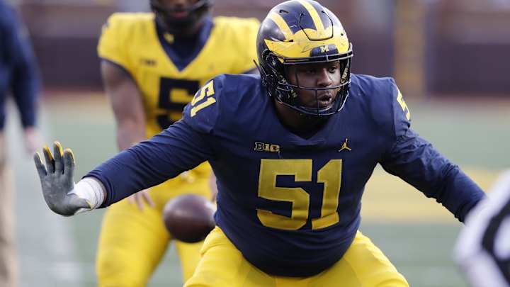 Cesar Ruiz reveals jersey number with Saints Cesar Ruiz reveals jersey number with Saints