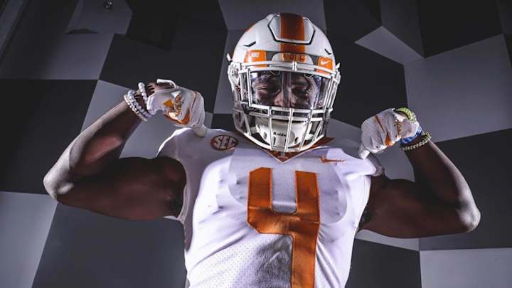 Len'Neth Whitehead Joins VR2 on SI to Talk Wild Recruitment Process, Bright Future on Rocky Top