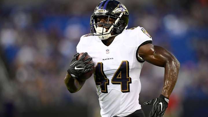 Raiders Waive RB Mark Thompson Raiders Waive RB Mark Thompson