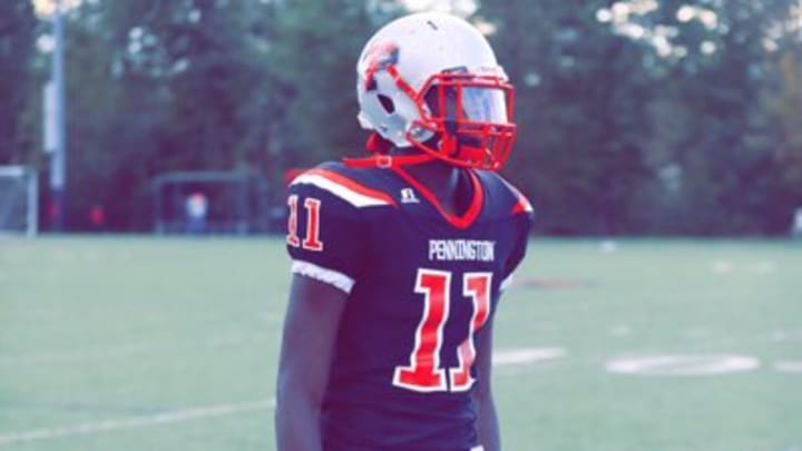 Top 10 Prospect, 2022 Four-Star DE Enai White Eyeing Alabama Visit