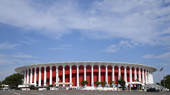 Steve Ballmer Officially Completes Purchase of The Forum