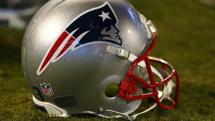 Report: Former Patriots College Scouting Director Monti Ossenfort Signs With Titans Report: Former Patriots College Scouting Director Monti Ossenfort Signs With Titans