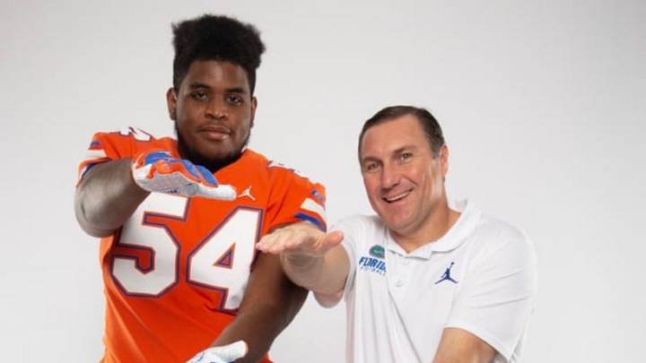 Florida Gators Four-Star Freshman OL Issiah Walker Enters Transfer Portal Florida Gators Four-Star Freshman OL Issiah Walker Enters Transfer Portal