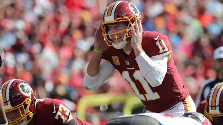 Washington QB Alex Smith is back on the football field Washington QB Alex Smith is back on the football field