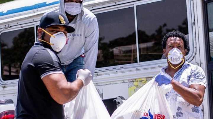 Edwin Encarnación steps up for Dominican Republic in COVID-19 crisis