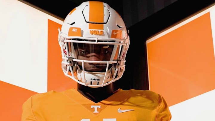 Elite Five-Star LB Smael Mondon Breaks Down Interest in Vols, Talks Recruitment Elite Five-Star LB Smael Mondon Breaks Down Interest in Vols, Talks Recruitment
