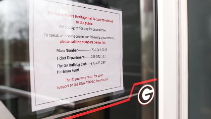 There Are No Easy Decisions When It Comes To Playing College Football Season