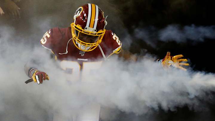 Chris Thompson Officially Signs Contract With Jaguars