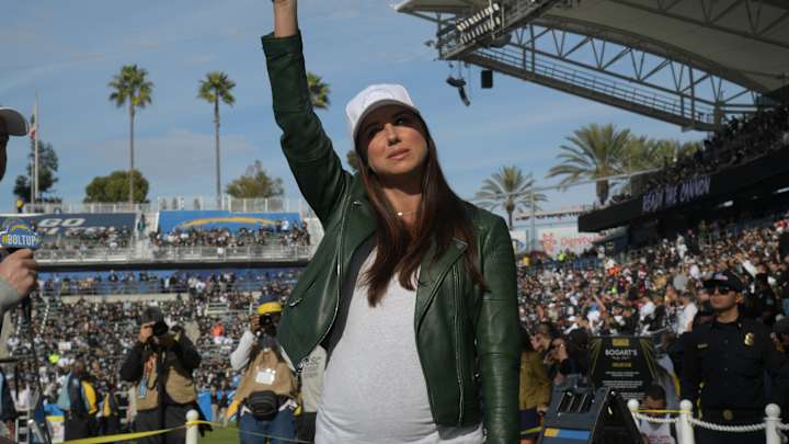 Cal Soccer: Alex Morgan Gives Birth 3 Days Before Mother's Day Cal Soccer: Alex Morgan Gives Birth 3 Days Before Mother's Day