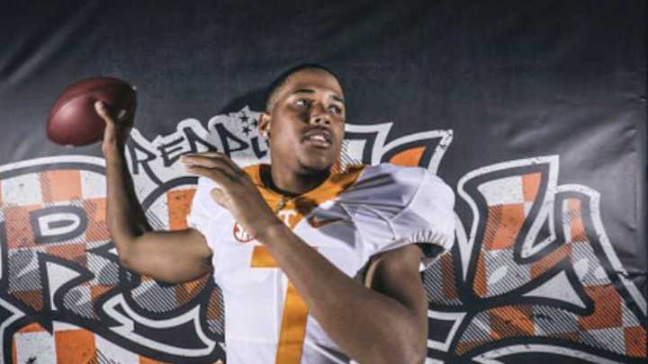 Tennessee Lands Elite Texas QB Prospect Kaidon Salter: 'You Can't Beat That'