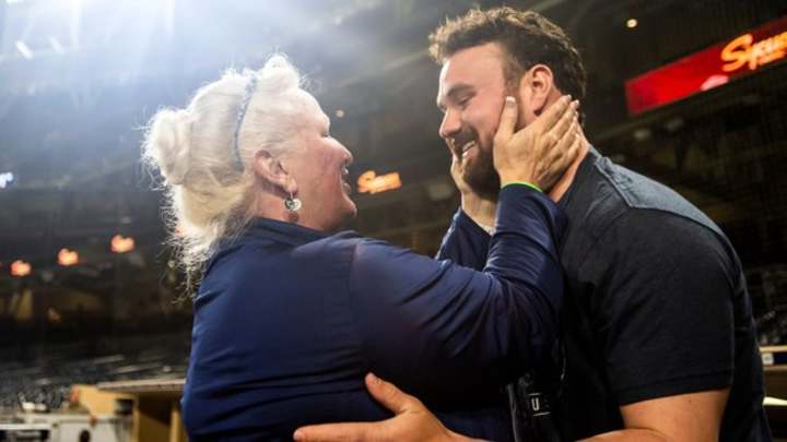 Indians Players Give Honor on Social Media to Their Moms on Mother's Day