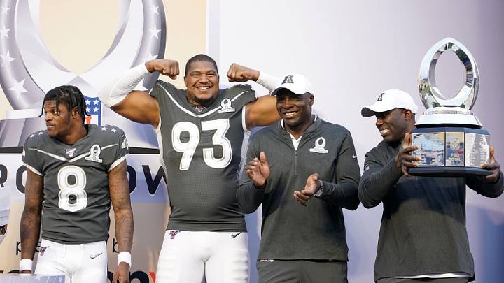 Difference in Jaguars & Ravens Favorites/Underdog Odds Reflect Big Change for Calais Campbell Difference in Jaguars & Ravens Favorites/Underdog Odds Reflect Big Change for Calais Campbell