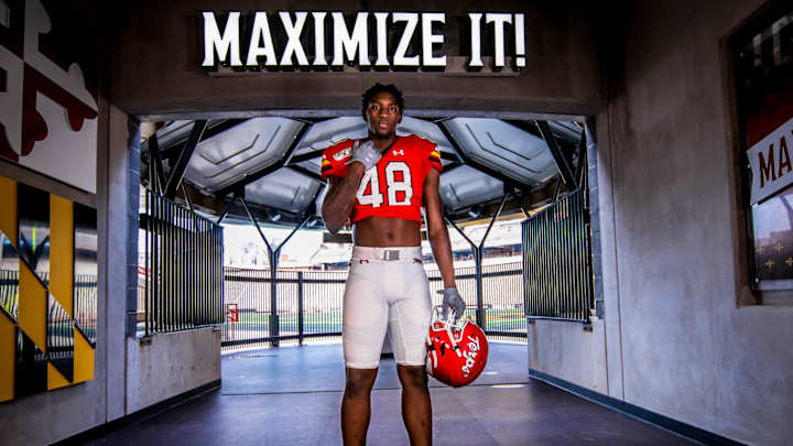 DE Terrance Butler releases top six