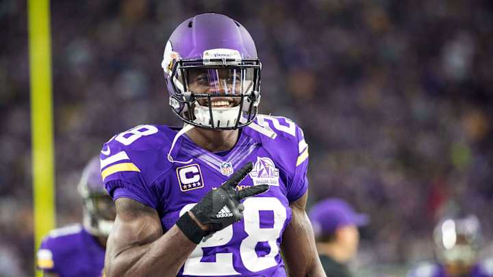 Adrian Peterson Ranks No. 35 on PFF's Top 101 Players of the 2010s