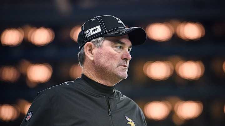 Mike Zimmer's Quarantine Setup: Hunting, Fishing, and Talking Defense With His Son Mike Zimmer's Quarantine Setup: Hunting, Fishing, and Talking Defense With His Son