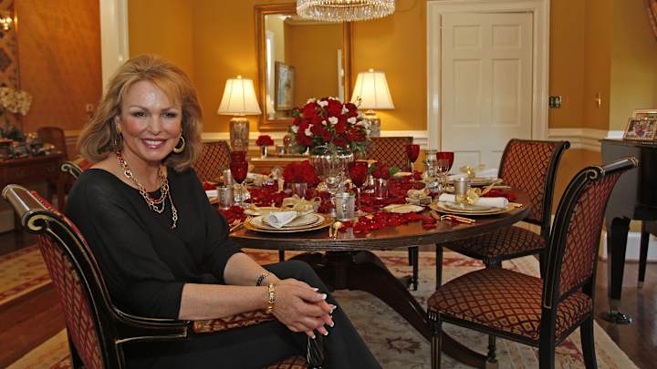 Sportscasting Pioneer Phyllis George Passes Away at 70 Sportscasting Pioneer Phyllis George Passes Away at 70