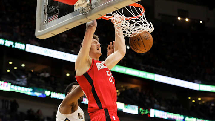 Can Isaiah Hartenstein Find a Role in the Rockets' Playoff Rotation?