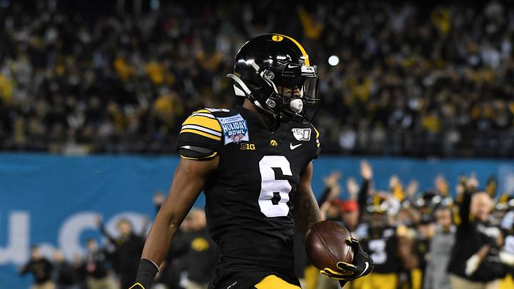 Summer Preview: The Receivers Summer Preview: The Receivers