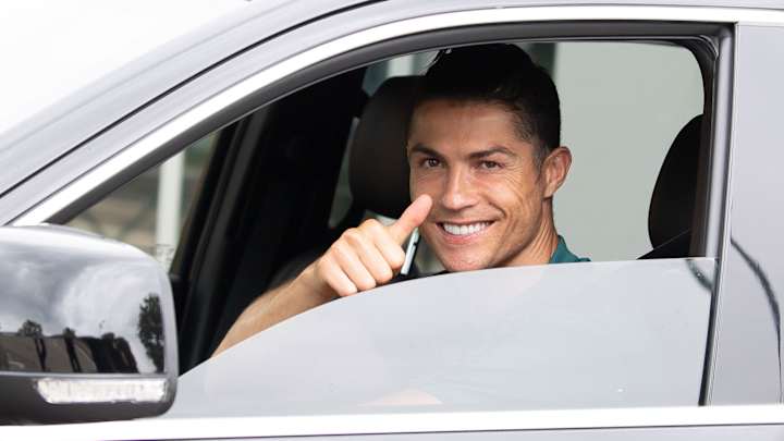 Cristiano Ronaldo Reports to Juventus After 10 Weeks Away
