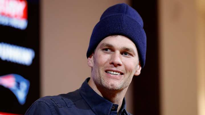 WATCH: Tom Brady Sinks Incredible Shot in Charity Golf Match WATCH: Tom Brady Sinks Incredible Shot in Charity Golf Match