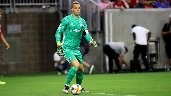 Bayern Munich Signs GK Manuel Neuer Through 2023