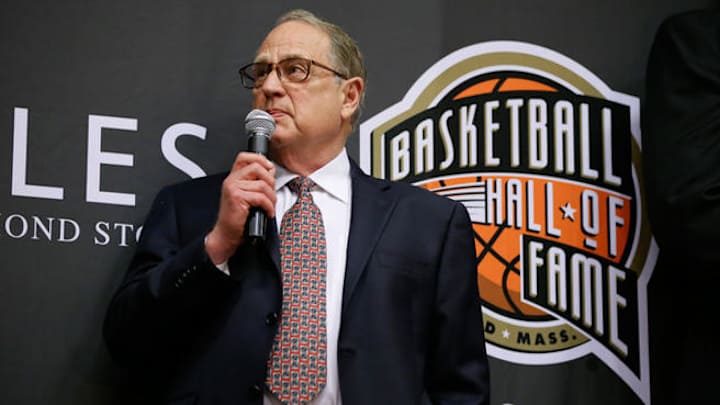 Bulls owner Reinsdorf: Dismantling team after '98 title the right decision