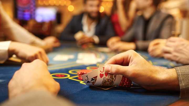 Gambling Today: Florida's Bustling Poker Rooms and Boxing's Potential Nevada Return