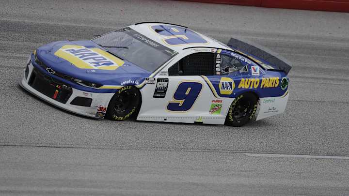 Best of SI: Chase Elliott Flips Off Kyle Busch After Getting Spun Into a Wall