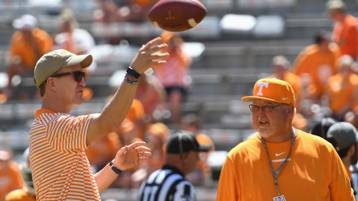 Many Titans Fans Never Stopped Pulling For Peyton Many Titans Fans Never Stopped Pulling For Peyton