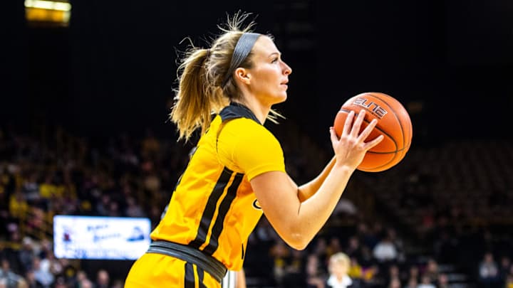 McCaffery, Meyer Win Sportsmanship Awards