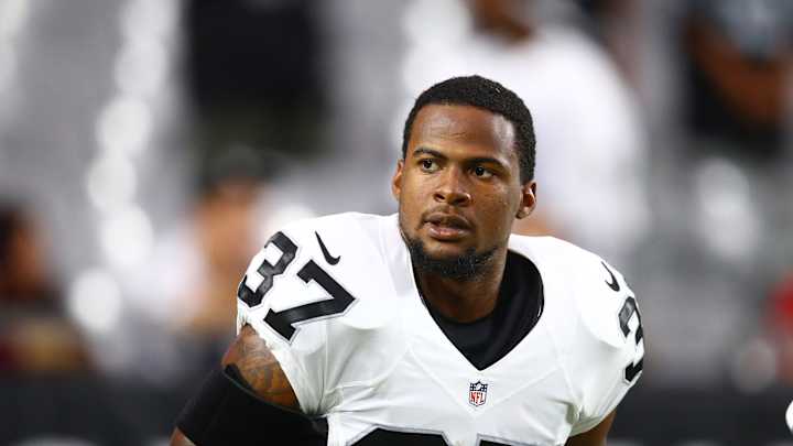 Former CFL DB Chris Edwards Could Provide 49ers a Quality Strong Safety