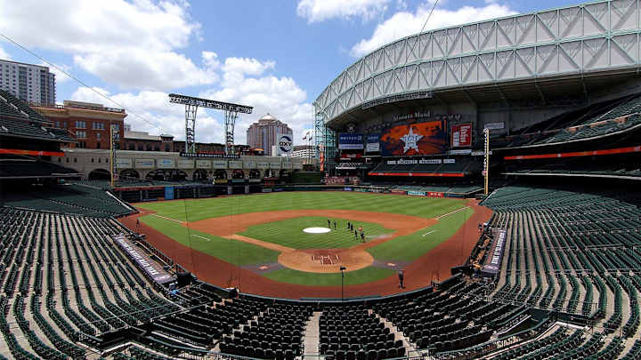 Texas Governor Allows Fans to Attend Outdoor Pro Sporting Events at 25% Capacity