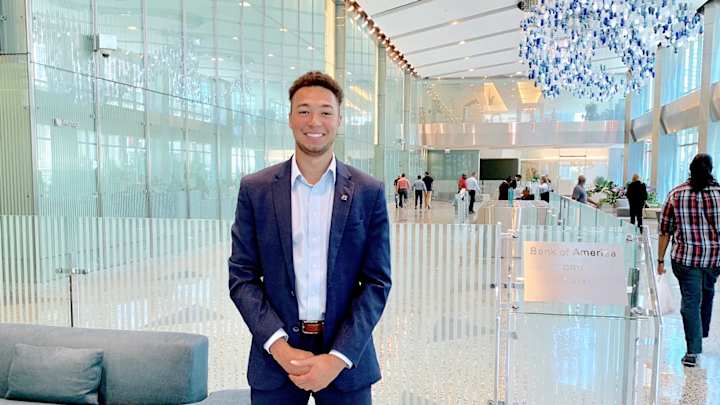 2017 National Champion Shea Rush Excels Outside of Basketball