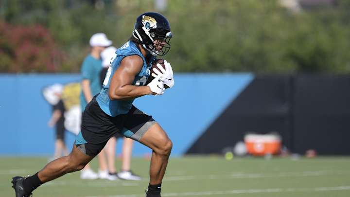 Way-Too-Early Depth Charts: Projecting the Jaguars' Tight End Group