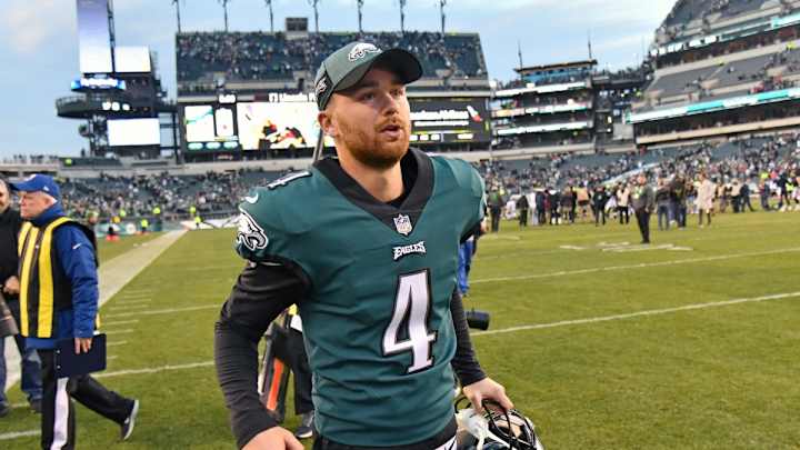 Jake Elliott Gets His Kicks with No. 4 as Countdown to Kickoff reaches 4 Days