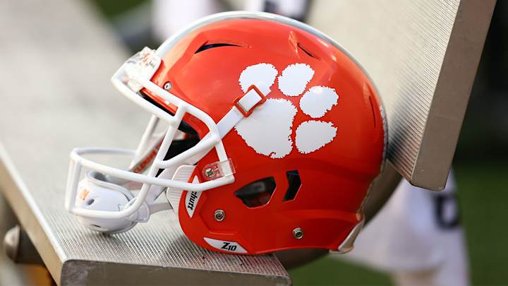 Clemson Fires Back On Sooners Assistant Who Believes Defense Resides in Norman