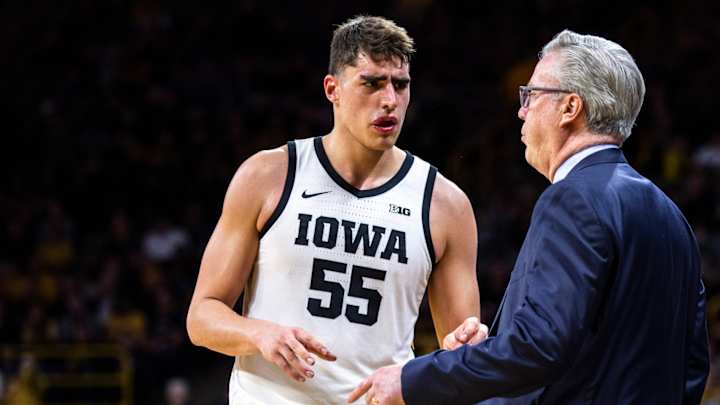 Bracketology: Hawkeyes Are A 3 Seed
