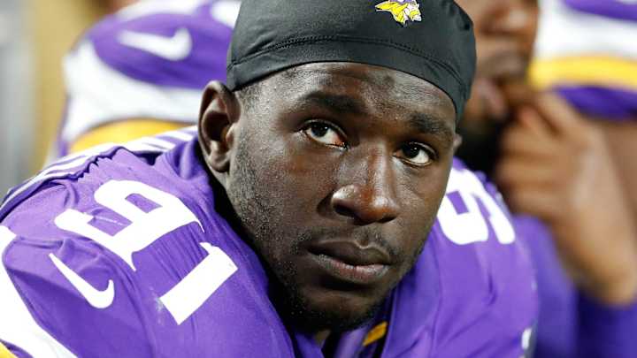 Stephen Weatherly: "I Can Be Both Black and a Football Player" Stephen Weatherly: "I Can Be Both Black and a Football Player"