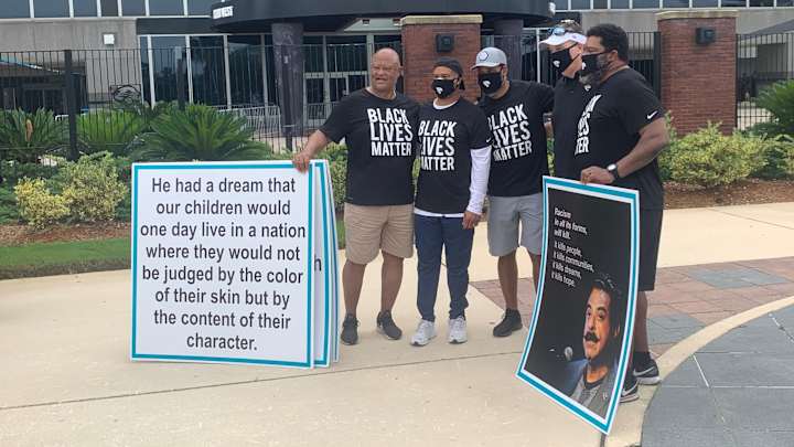 Dozens of Jaguars Players, Coaches Sign Players Coalition's Letter to Congress