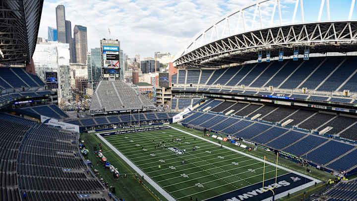 Seahawks Trying to Find Sweet Spot for Crowd Noise at CenturyLink Field Seahawks Trying to Find Sweet Spot for Crowd Noise at CenturyLink Field