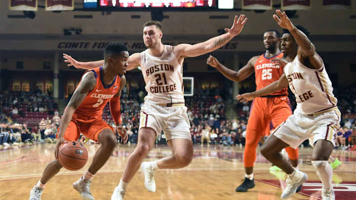 Former BC Center Nik Popovic Signs Contract in Serbia