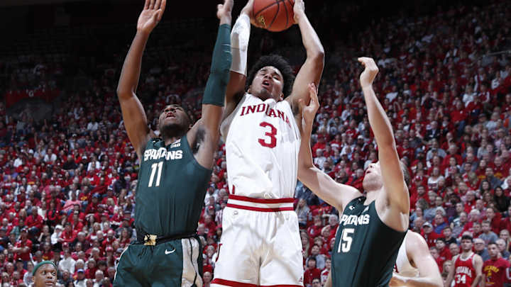 Former Indiana Forward Justin Smith Transferring to Arkansas