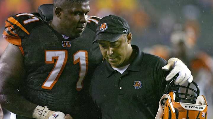 Willie Anderson says Bengals need to 'stand up and celebrate' past stars