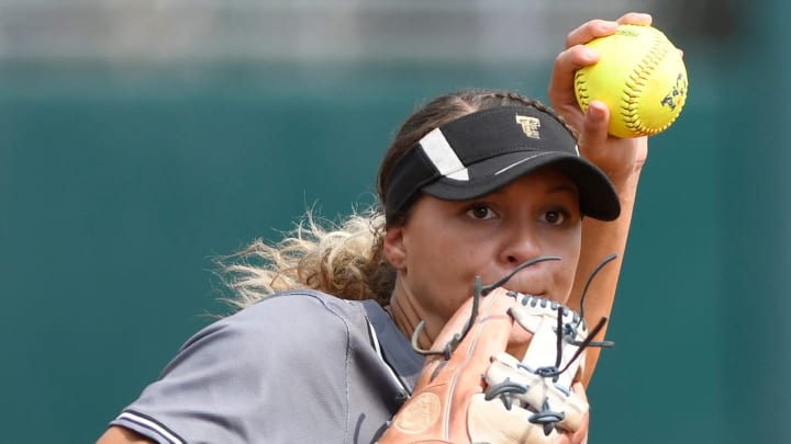 Jayda Coleman Named Gatorade National Softball Player of the Year