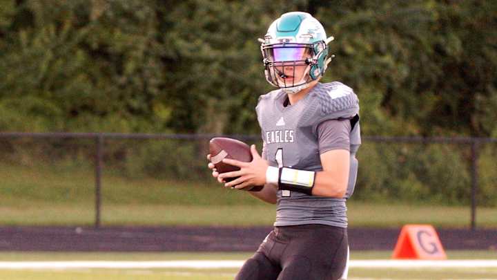 QB Kaden McMullen Playing Patient Through Coronavirus Pandemic QB Kaden McMullen Playing Patient Through Coronavirus Pandemic